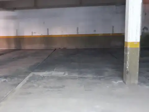 COCHERAS CENTRICAS EN VILLA BALLESTER * COCHERAS EN EDIFICIO