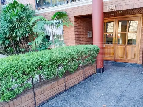 Juan Jose Paso  al 300 entre Rawson  y Arenales