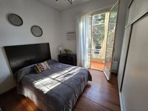 Depto Tipo Casa 4 ambientes con 2 baños