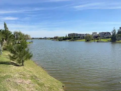 Venta de Increible Lote en San Sebastian - Area 11