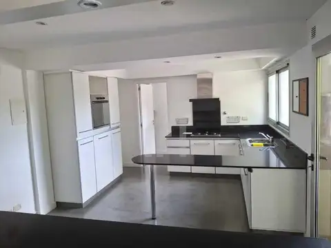Departamento en Venta en La Lucila, USD 370.000