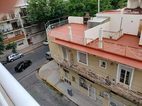 Franklin 800, Piso 4