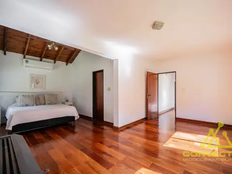 Casa 6 ambientes con 3 baños