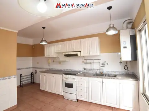 Departamento 4 ambientes con 3 baños