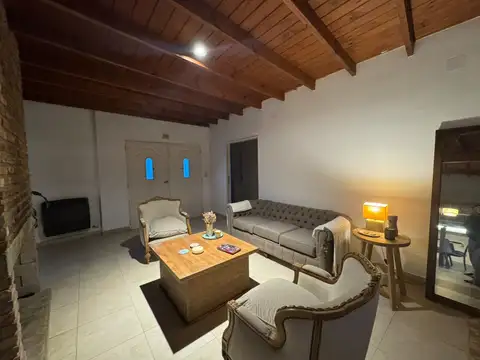 Casa en alquiler en Villa elisa