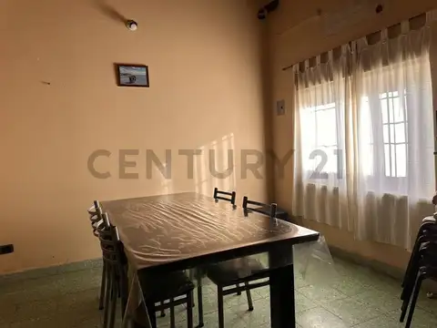 Venta de dos casas en La Plata