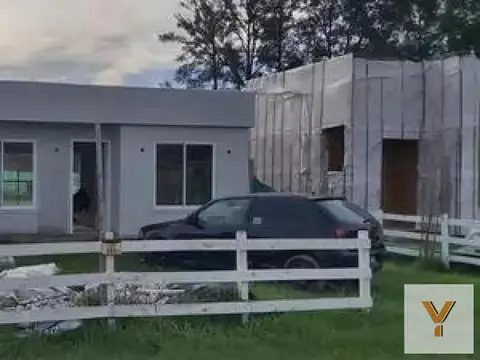 Casa en venta - 2 Dormitorios 1 Baños - 300Mts2 - General Rodríguez