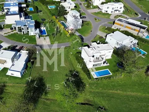 Terreno en Venta 29  mts Fondo