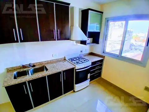 Departamento en Alquiler en Castelar Norte, $ 690.000