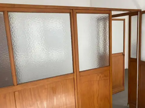 Oficina en Alquiler al Norte