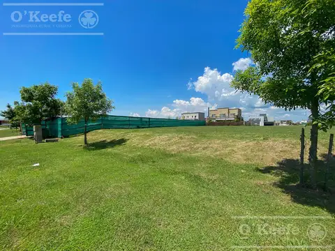 Lote en Villalobos central de 800 m2 central, posesión inmediata. Hudson. Berazategui.