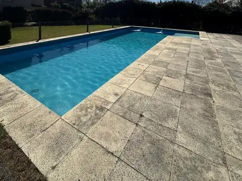 Joaquin Victor Gonzalez 300