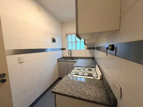 Depto Tipo Casa 2 ambientes con 1 baño