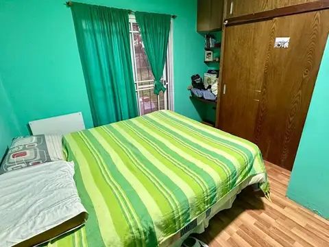 CASA 4 AMB EN VENTA HURLINGHAM LOTE DE 384 MTS