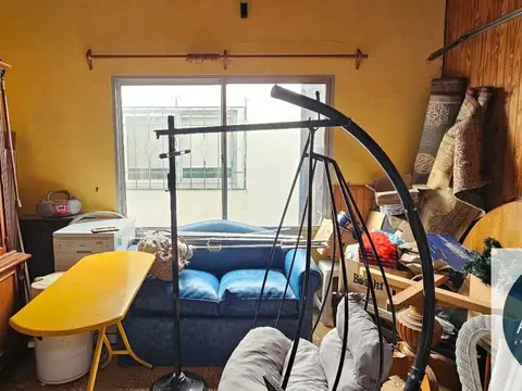 Casa 7 ambientes con 2 baños