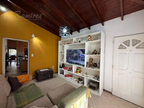 Casa 4 Ambientes En Venta - Francisco Alvarez, Moreno