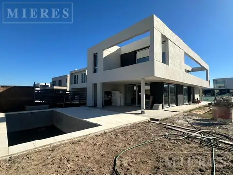 Casa en Venta en Nordelta Carpinchos, Nordelta