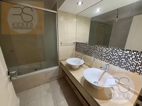 Departamento en Alquiler de 4 dormitorios