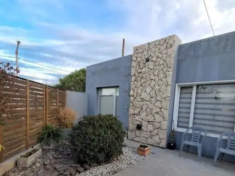 SE VENDE CASA EN TRELEW