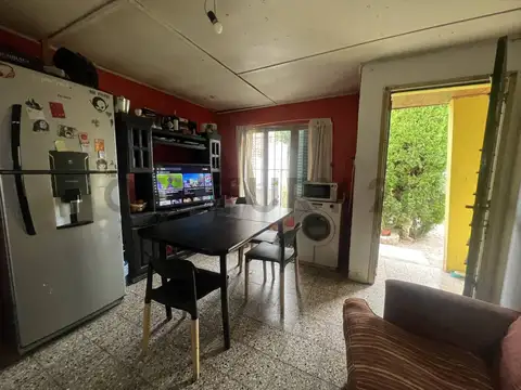 Casa en venta, 2 dormitorios - Villa Elvira -  La Plata