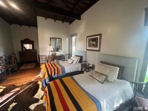 Chacra en venta en Pilar con pileta