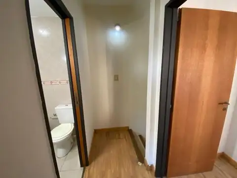 Casa en Alquiler con 1 cochera