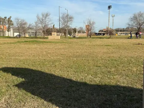 Terreno en Venta 22  mts Fondo