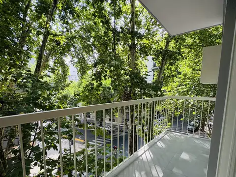 Venta departamento 3 ambientes Colegiales. Al frente vista abierta!  Refaccionando a nuevo detalles de categoría