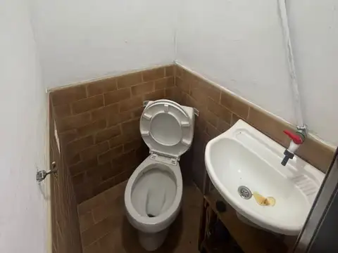 Local en Alquiler en San Justo, $ 500.000