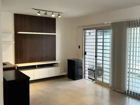 Depto Tipo Casa en Alquiler en Miradores De Manantiales, $ 1.850.000