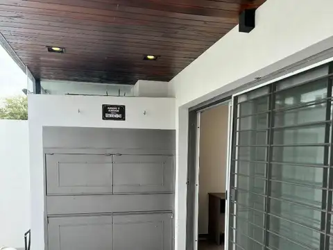 EXCLUSIVO DÚPLEX DE 3 DORMITORIOS CON PILETA