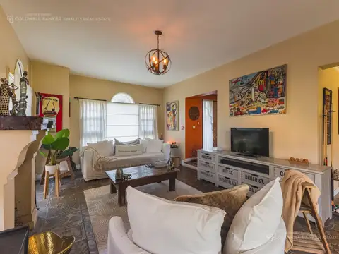 CASA | 5 AMBIENTES | JARDÍN Y PISCINA | GALERÍA | COCHERA | PILAR