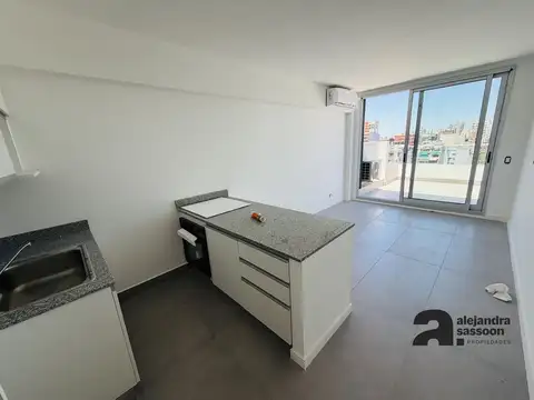 Monroe entre Av. Triunvirato y Baunes