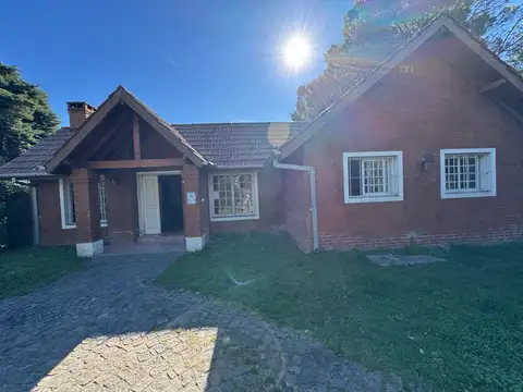 Venta -Casa en Parque Irizar