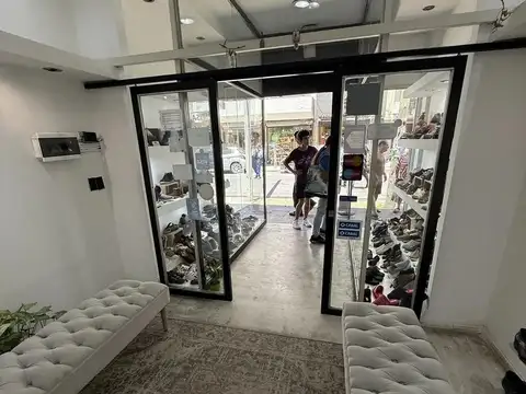 Local en Venta en Morón Sur, USD 300.000