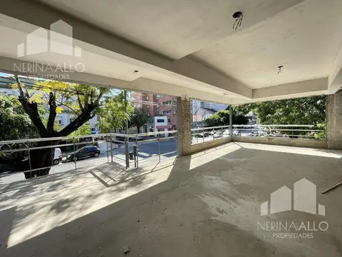 Local - Versalles