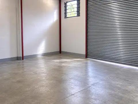 VENTA  DEPOSITO  CON VIVIENDA MORON ,EL PALOMAR