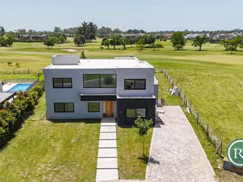 Casa en Venta en Haras Santa Maria, USD 430.000