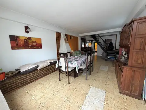 Depto Tipo Casa en Venta de 4 ambientes