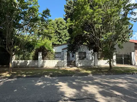 Casa - Venta - Argentina, City Bell - Calle 467 658