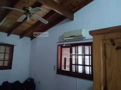 Depto Tipo Casa 4 ambientes con 1 baño