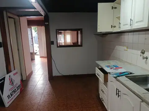 Depto Tipo Casa en Venta en Villa Adelina, USD 103.000