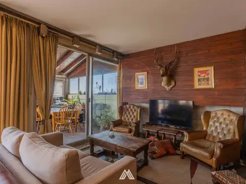 Departamento en Venta de 6 ambientes