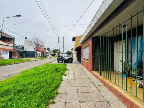 PH en Venta en Remedios de Escalada, Partido de Lanús