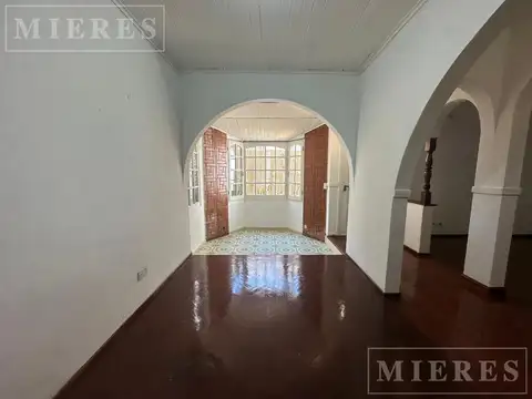 Depto Tipo Casa 5 ambientes con 1 baño