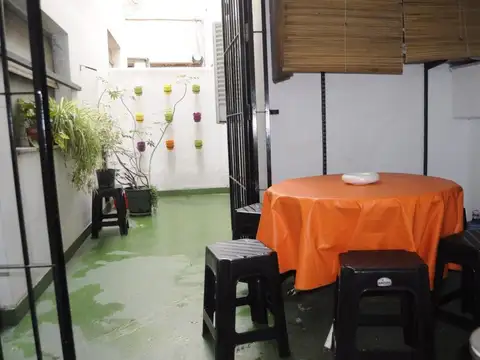 Edifico Comercial en venta - 4 dormitorios 3 baño - 401mts2 - La Plata