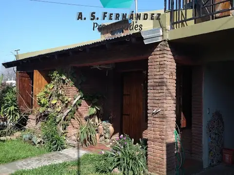 Casa en Venta con 2 cocheras