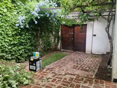 Alquiler casa 4 ambientes en Saavedra - SOLO PARA USO PROFESIONAL - Excelente distribución!