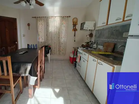 Casa 3 ambientes con 2 baños
