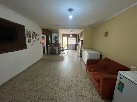 CASA EN VENTA 3 DORMITORIOS BARRIO BELGRANO